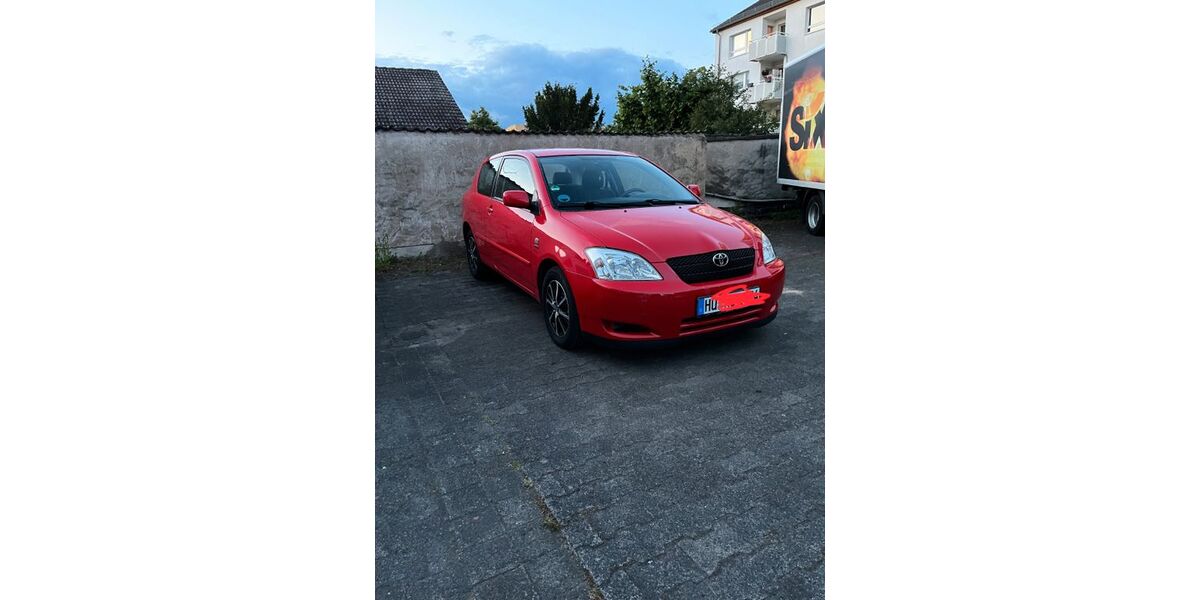 Toyota Corolla 210.000 km 2.000 &euro; Hanau 63454