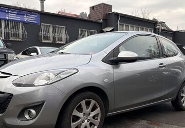 Mazda 2 195.000 km 1.999 &euro; Frankfurt am Main 60431