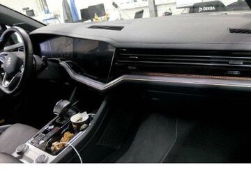 VW Touareg 50.420 km 57.650 &euro; Frankfurt 60326