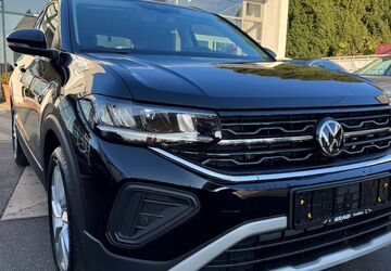 VW T-Cross 4.985 km 25.450 &euro; Frankfurt am Main 65936