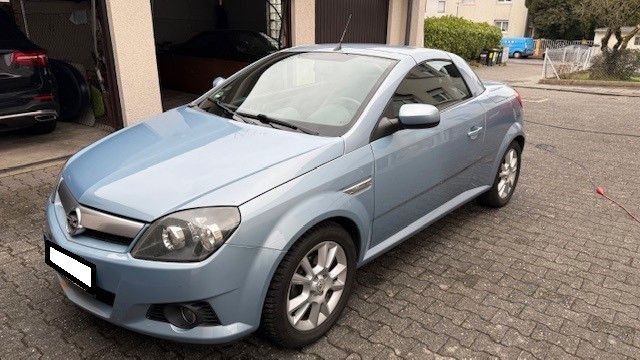 Opel Tigra 119.000 km 2.999 &euro; Offenbach 63073