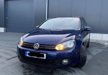 VW Golf 187.831 km 7.099 &euro; Schwalbach 65824