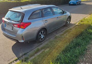 Toyota Auris Touring Sports 133.899 km 7.299 &euro; Flörsheim am Main 65439