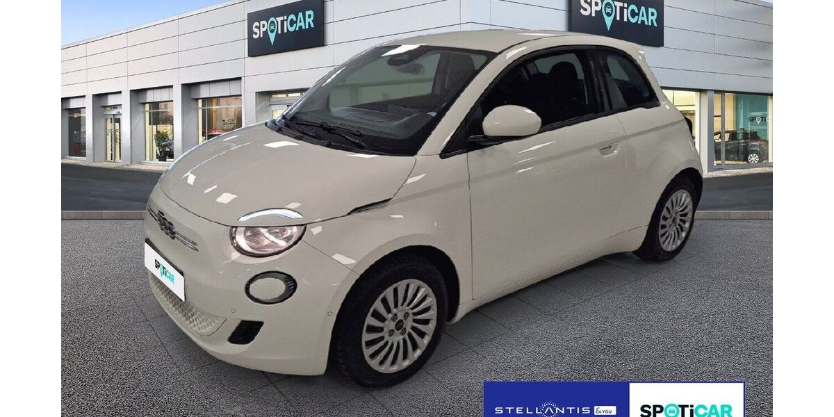 Fiat 500e 11.748 km 19.890 &euro; Frankfurt 60314