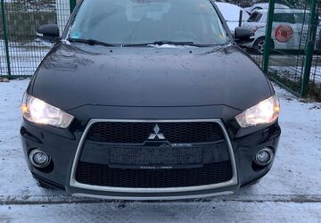 Mitsubishi Outlander 217.618 km 4.800 &euro; Frankfurt am Main 60486