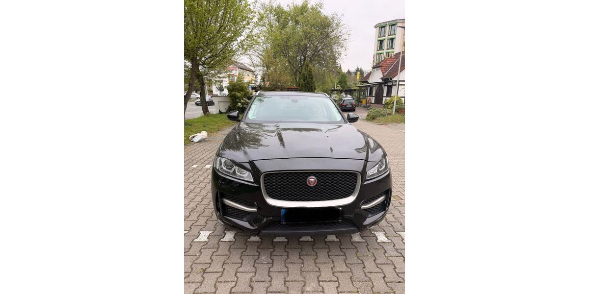 Jaguar F-Pace 103.000 km 16.999 &euro; Darmstadt 64293