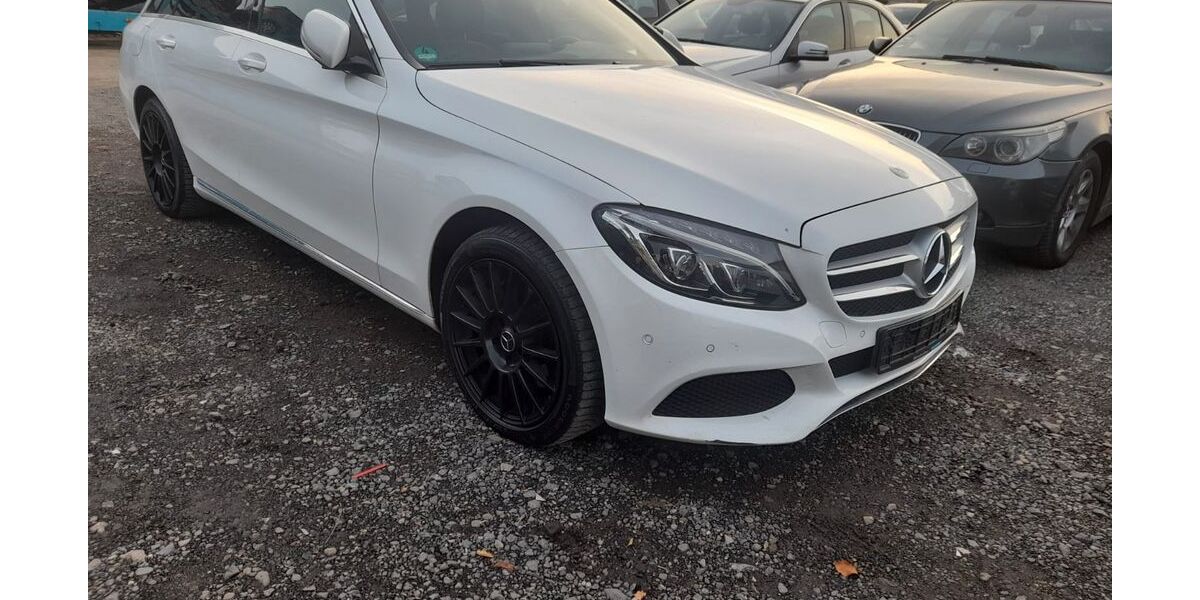 Mercedes-Benz C 250 279.500 km 8.600 &euro; Hanau 63452