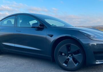 Tesla Model 3 71.232 km 23.749 &euro; Freigericht 63579