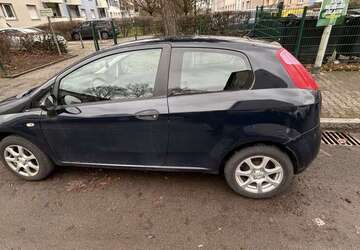 Fiat Punto 138.000 km 2.500 &euro; Frankfurt am Main 60386