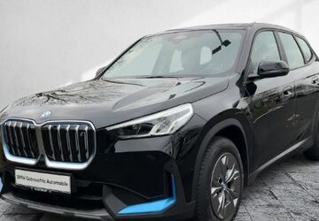 BMW iX1 10.528 km 32.977 &euro; Frankfurt 60314
