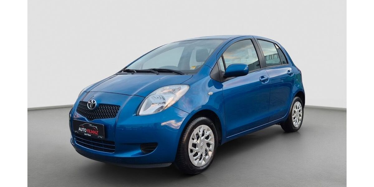 Toyota Yaris 83.000 km 4.790 &euro; Rüsselsheim am Main 65428