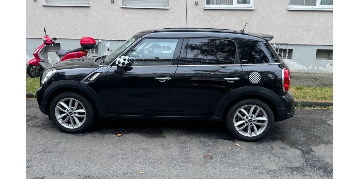 Mini Countryman S (Cooper) 203.000 km 4.400 &euro; Rüsselsehim 65428