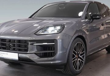 Porsche Cayenne 9.900 km 124.970 &euro; Frankfurt am Main 65936