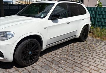 BMW X5 236.000 km 10.500 &euro; Offenbach 63075