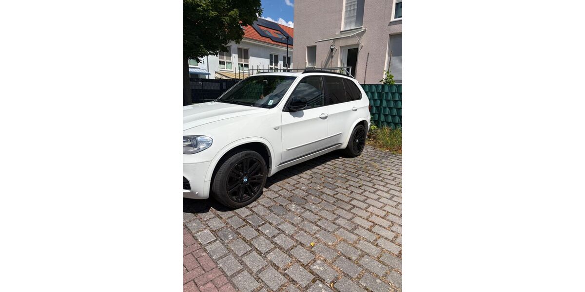 BMW X5 236.000 km 10.500 &euro; Offenbach 63075