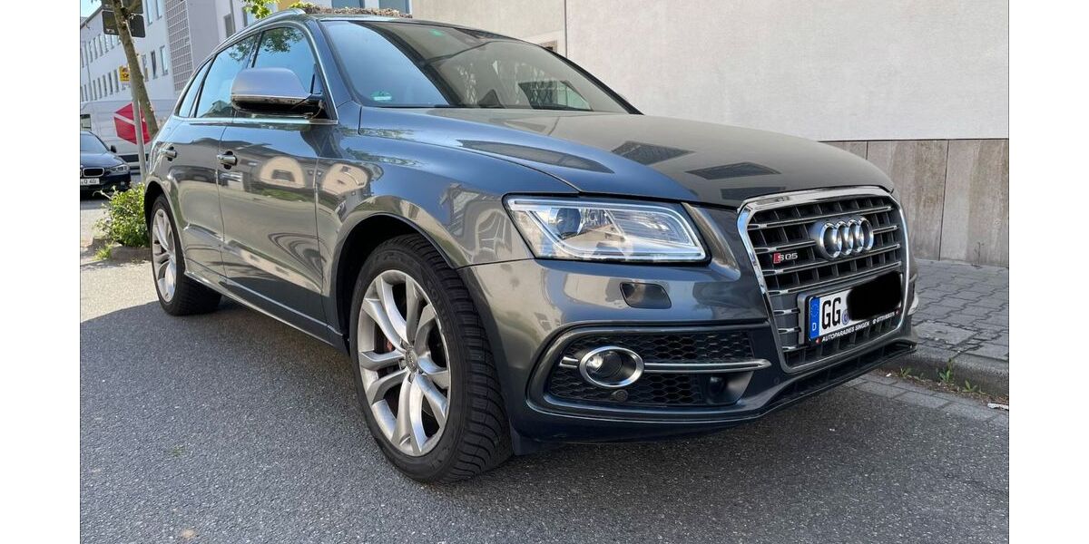 Audi SQ5 233.000 km 15.900 &euro; Rüsselsheim 65428