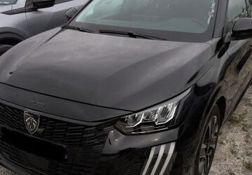 Peugeot 208 14.596 km 14.980 &euro; Rüsselsheim 65428