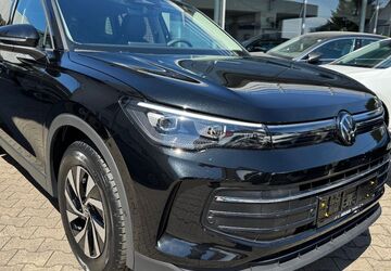 VW Tiguan 9.865 km 38.850 &euro; Frankfurt am Main 65936