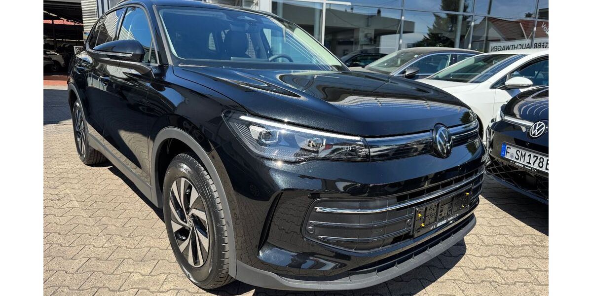 VW Tiguan 9.865 km 38.850 &euro; Frankfurt am Main 65936